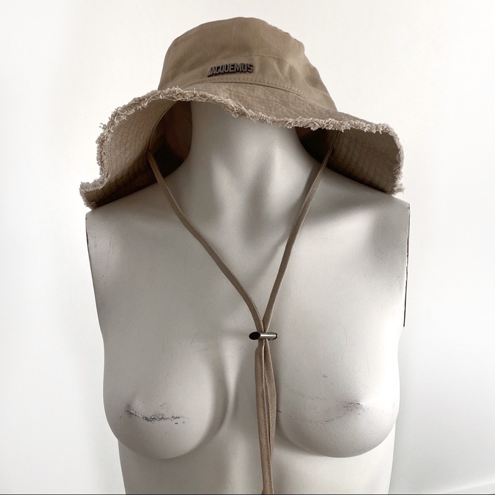 JACQUEMUS Fisherman Bucket Hat